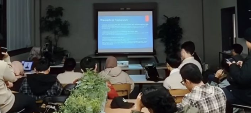 Seminar Inspiratif: Adaptasi Akademik Mahasiswa Internasional di Universitas Berbahasa Kedua Indonesia-Jepang